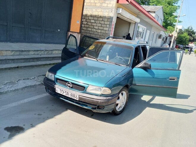 Opel Astra-16