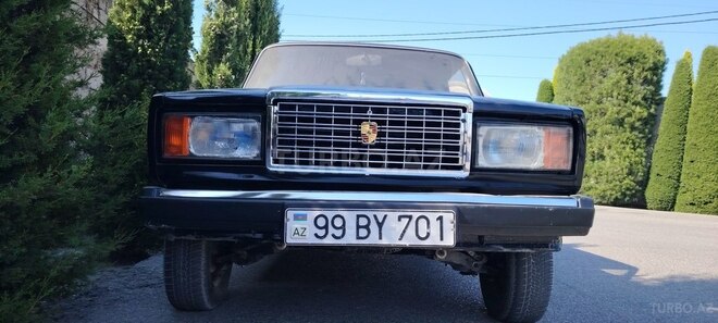 LADA (VAZ) 2107-1