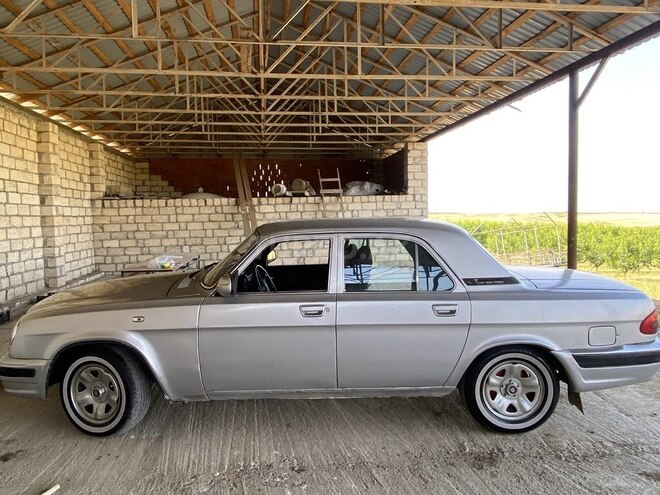GAZ 31105 "Volga"-6