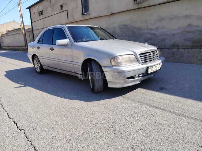 Mercedes C 250-17