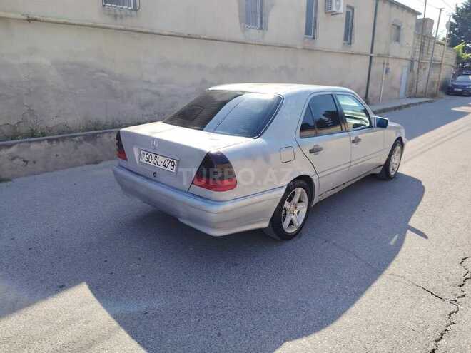 Mercedes C 250-19