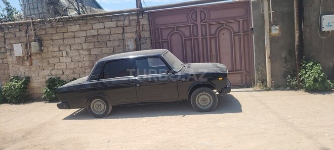 LADA (VAZ) 2107-8