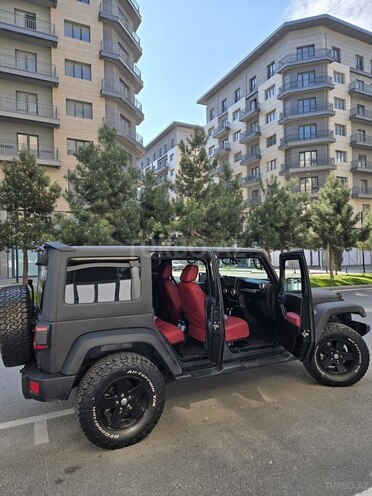 Jeep Wrangler-2