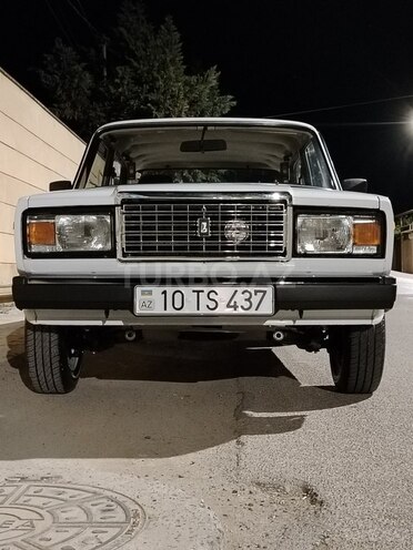 LADA (VAZ) 2107-1
