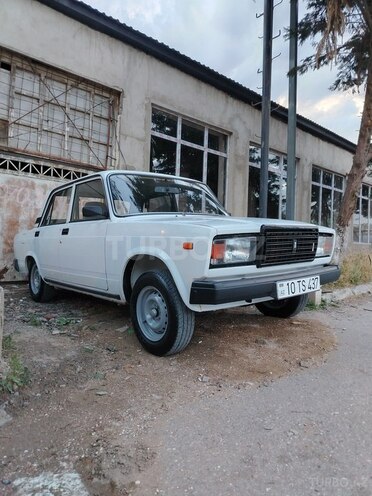 LADA (VAZ) 2107-15