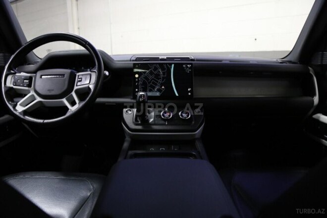 Land Rover Defender-12