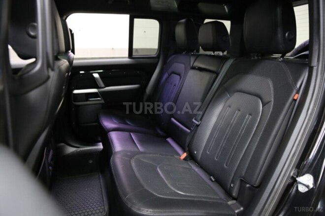 Land Rover Defender-15
