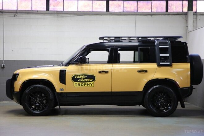Land Rover Defender-9