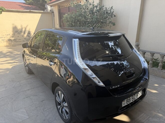 Nissan Leaf-4
