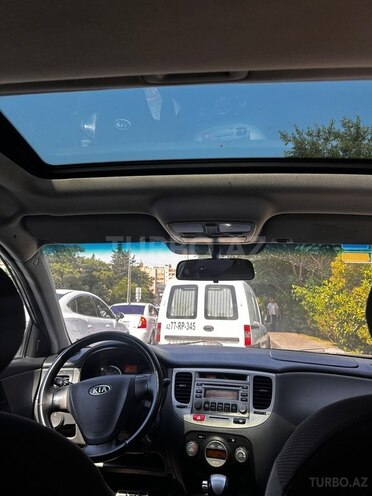 Kia Rio-6