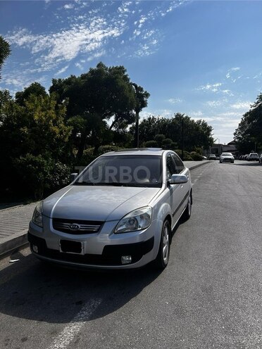 Kia Rio-1