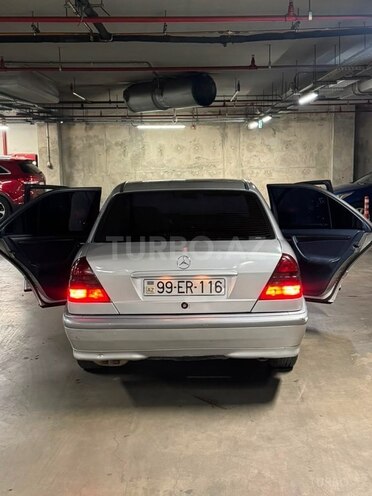 Mercedes C 200-6