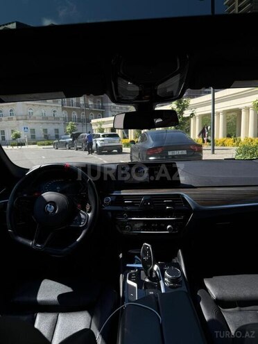 BMW 530-13