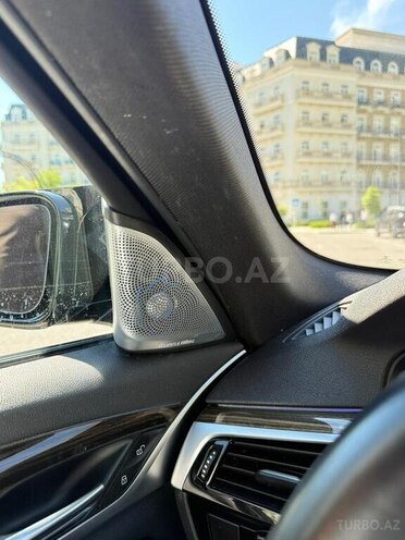 BMW 530-10
