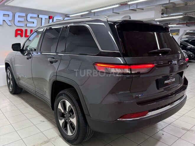 Jeep Grand Cherokee-6