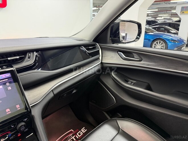 Jeep Grand Cherokee-12