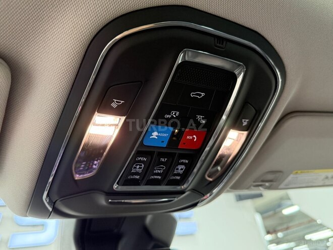 Jeep Grand Cherokee-14