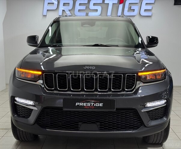 Jeep Grand Cherokee-3
