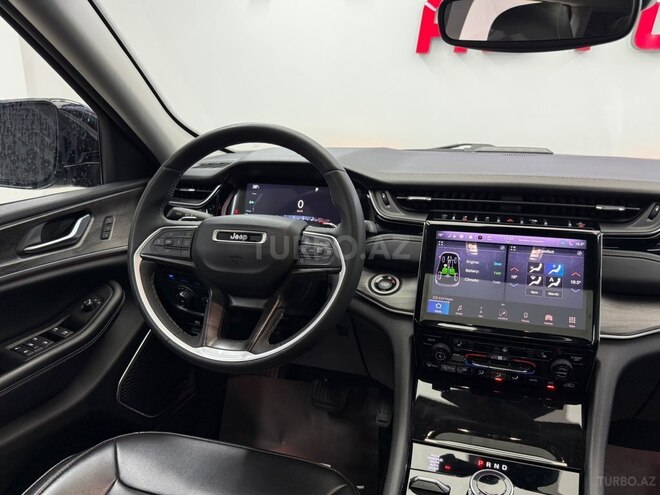 Jeep Grand Cherokee-18