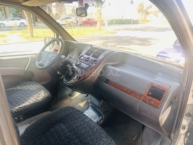 Mercedes Vito 112 CDI-12