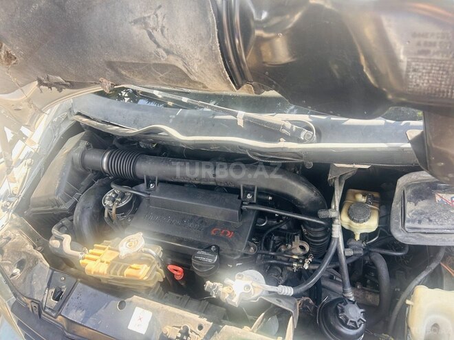 Mercedes Vito 112 CDI-8