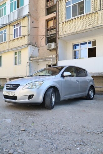 Kia Ceed-8