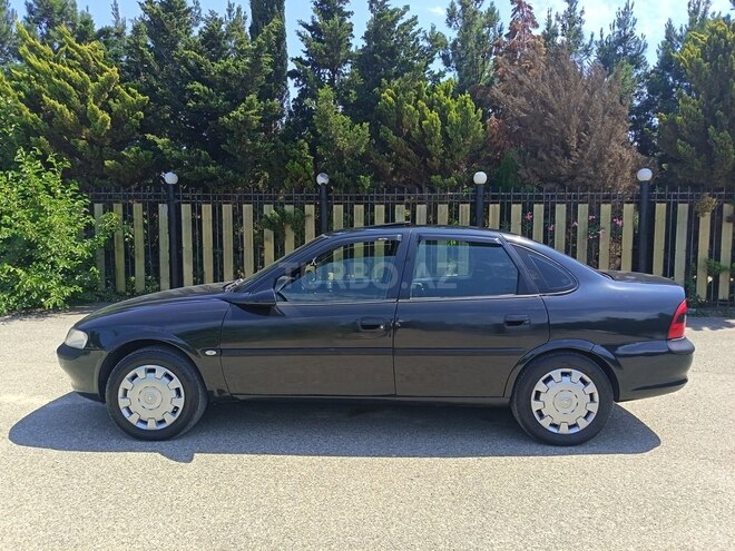 Opel Vectra-9