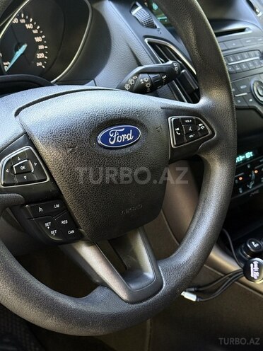 Ford Focus-4