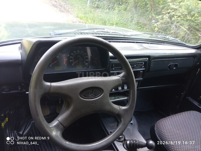 LADA (VAZ) Niva-9