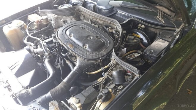 Mercedes 230 E-7