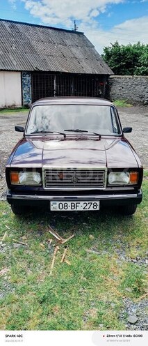 LADA (VAZ) 2107-1
