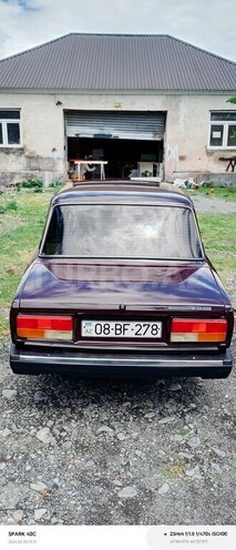 LADA (VAZ) 2107-2