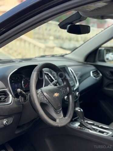 Chevrolet Equinox-8