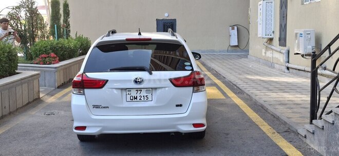 Toyota Corolla Fielder-10