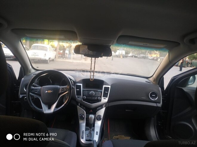 Chevrolet Cruze-5