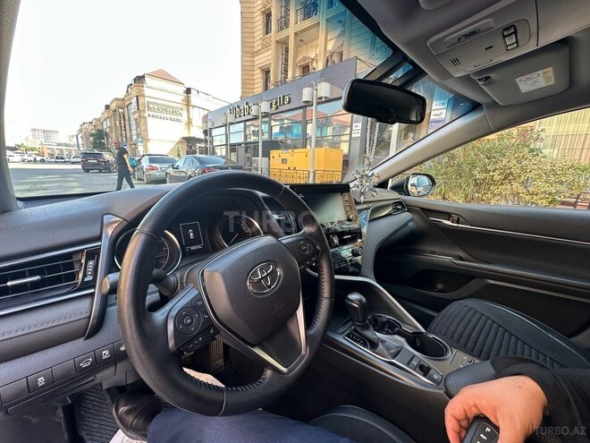 Toyota Camry-19