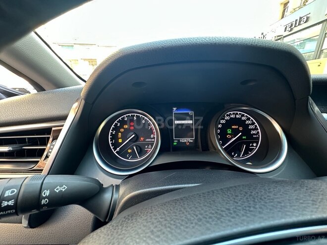 Toyota Camry-20