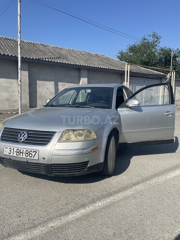 Volkswagen Passat-2