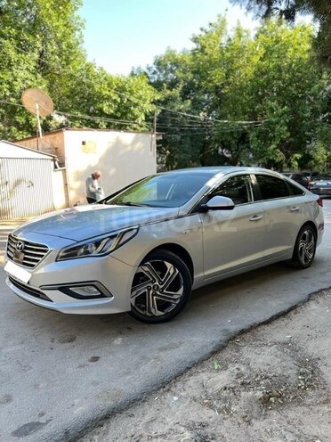 Hyundai Sonata-7