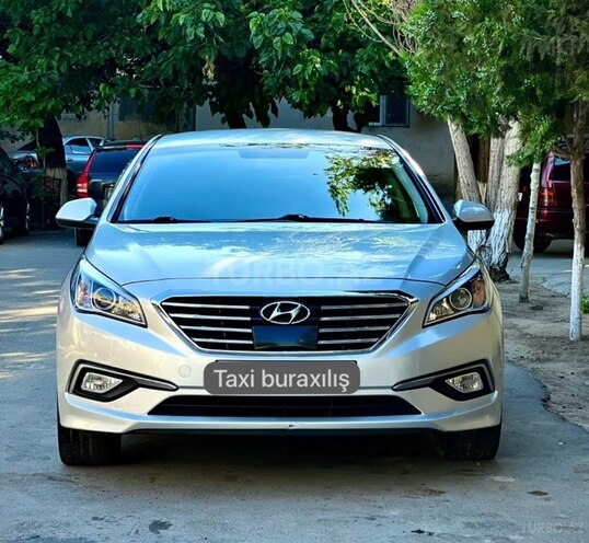 Hyundai Sonata-1