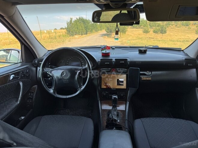 Mercedes C 240-6