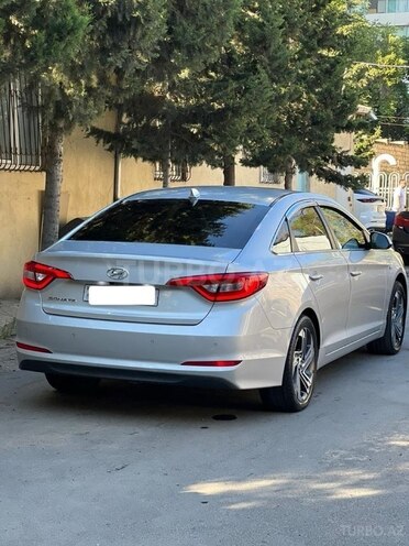 Hyundai Sonata-3