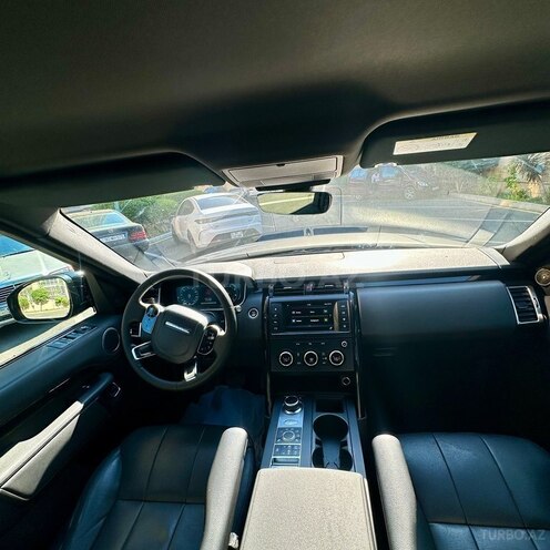 Land Rover Discovery-11