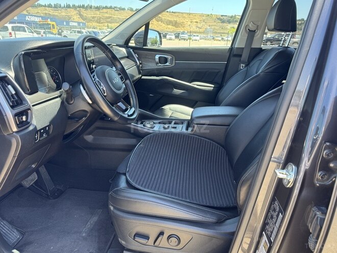 Kia Sorento-11