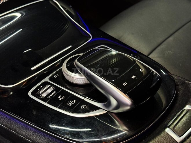 Mercedes E 220 d-16