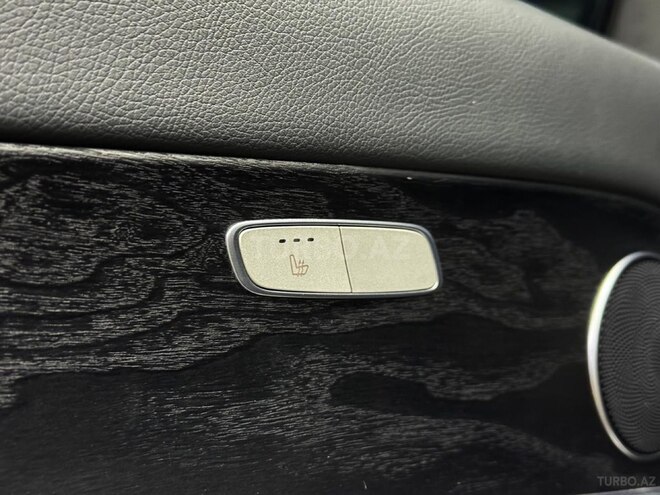 Mercedes E 220 d-11