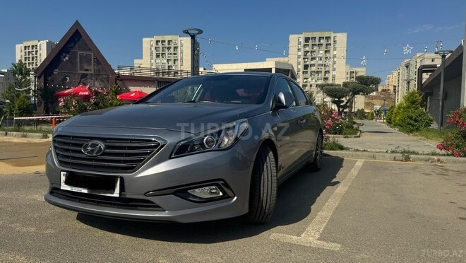 Hyundai Sonata-2