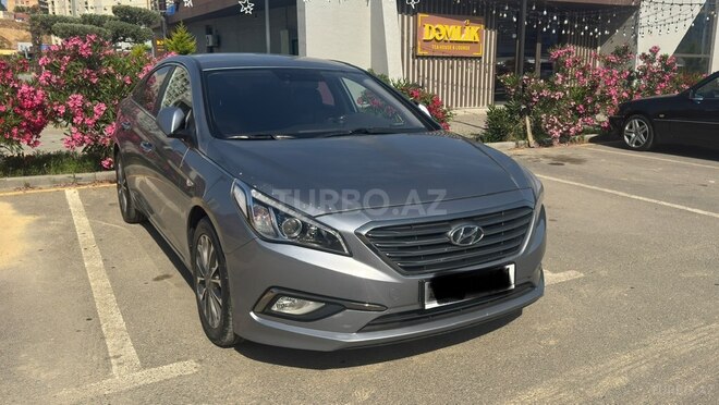 Hyundai Sonata-13