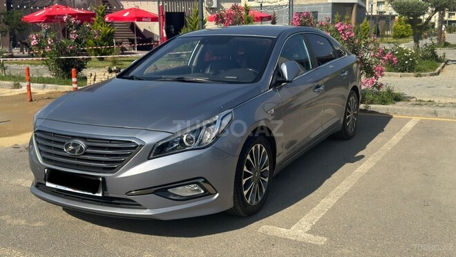 Hyundai Sonata-14