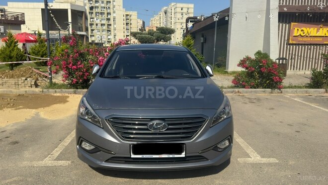 Hyundai Sonata-1